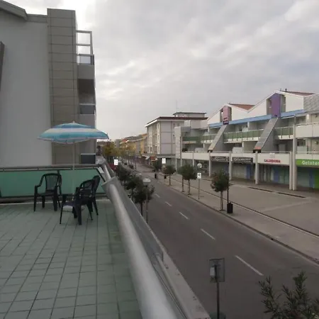 Lejlighed Wonderful With Balcony Close To The - By Beahost Bibione